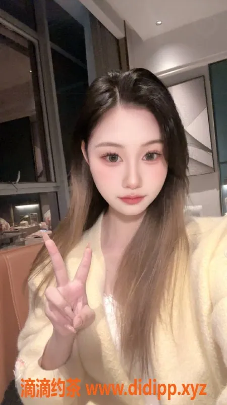 广州楼凤-黄埔梦梦，嫩妹舌吻6P服务等你体验