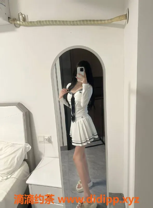 广州楼凤-番禺嫩妹小七，7P鸳鸯浴等你来体验！