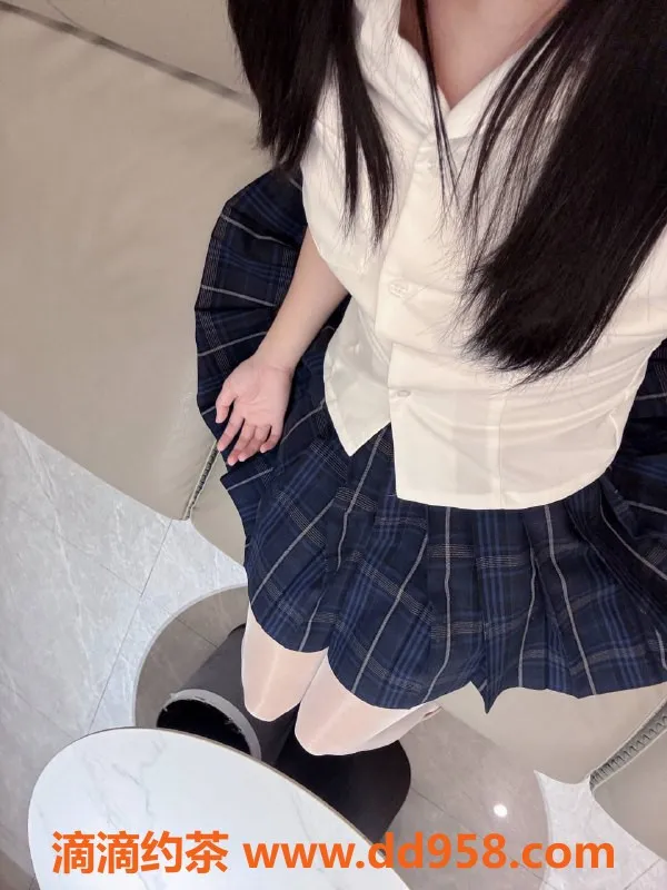 深圳楼凤资源信息,南山小知，161cm 48kg 18岁嫩妹