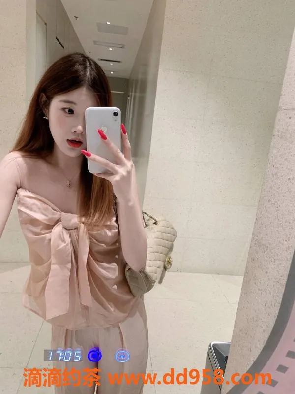 广州楼凤-天河嫩妹苏苏，独特服务只需8P