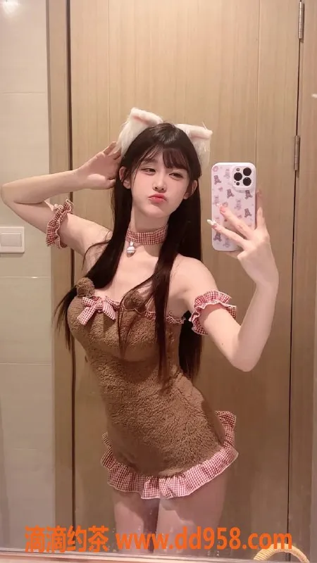 深圳楼凤-福田依依，20岁，166cm，46kg，1300P起