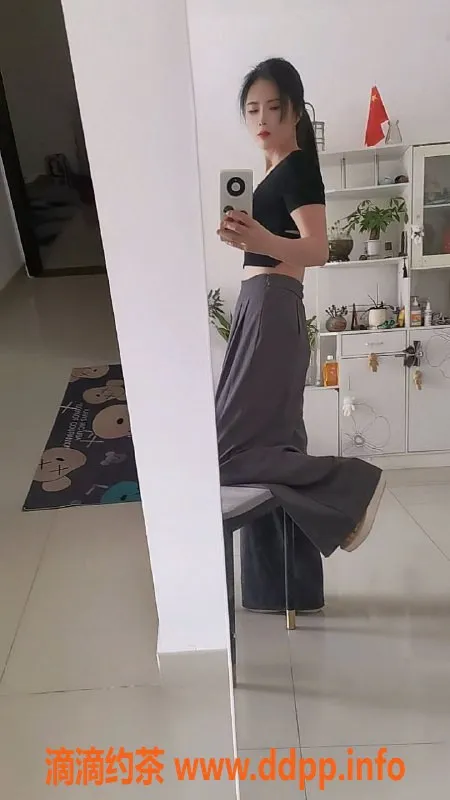 广州楼凤-黄埔楚西，御姐大胸夜课，5P体验