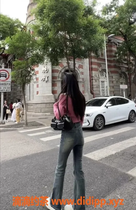 温州上门服务-瓯海红苹果：162cm美腿，500元上门服务