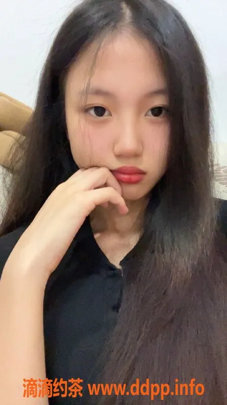 广州楼凤-番禺嫩妹平平，7P鸳鸯浴诱惑