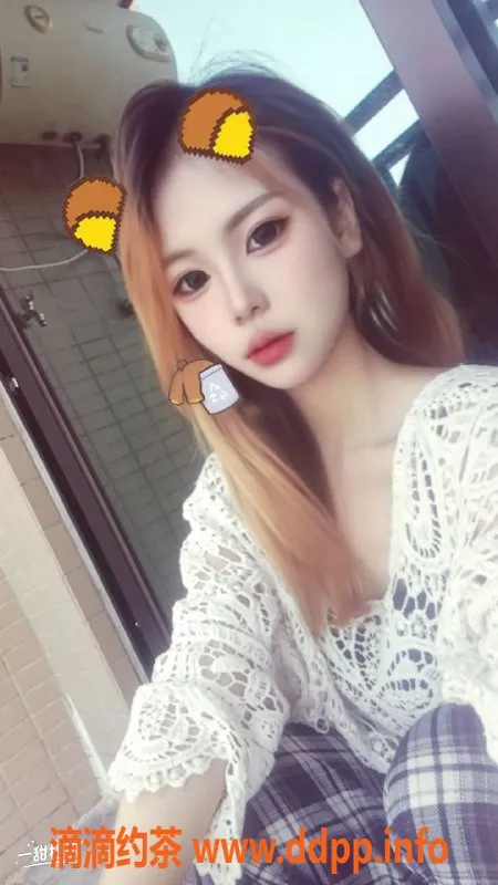 中山楼凤-西区小荷，18岁B罩杯，700元初体验