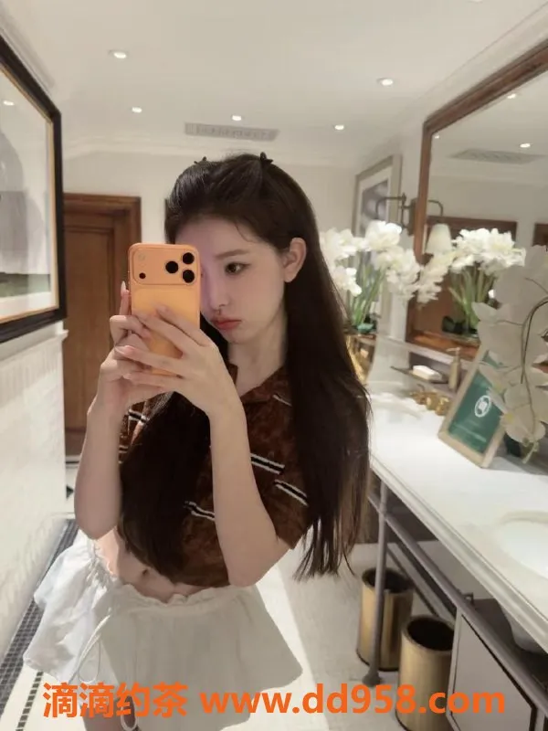 广州楼凤-海珠Mercy，1300元视频认证正妹，尽享服务