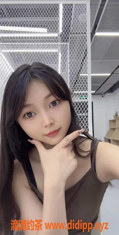 深圳楼凤-龙华小奶贝，900p体验，超值服务