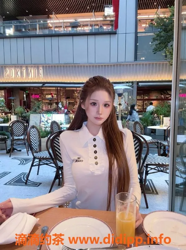 广州楼凤-天河嫩妹兔兔，7P服务，胸围诱惑