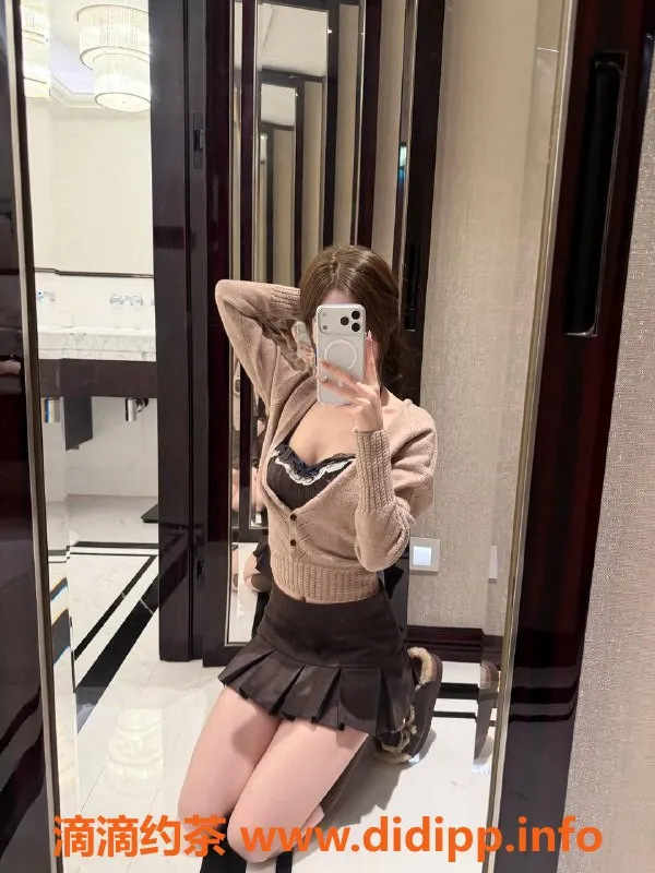 广州楼凤-天河嫩妹若若，8P鸳鸯浴服务等你体验