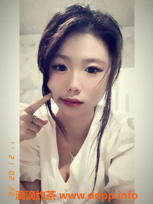 成都楼凤-成都桃桃，身高165，服务周到，优惠多多