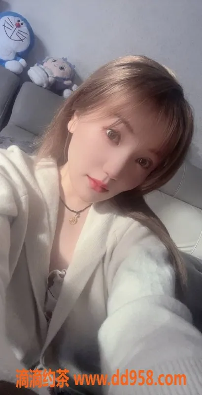 广州楼凤-天河丰满型洛依，莞式服务性价比高