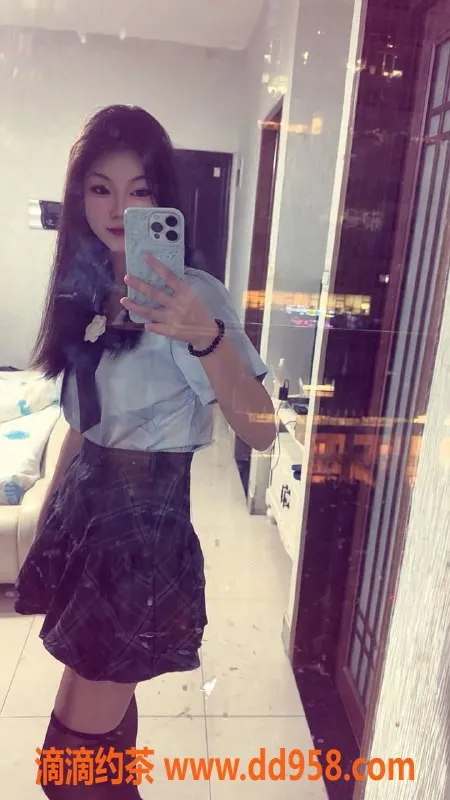 广州楼凤-天河嫩妹苏苏，7P鸳鸯浴服务