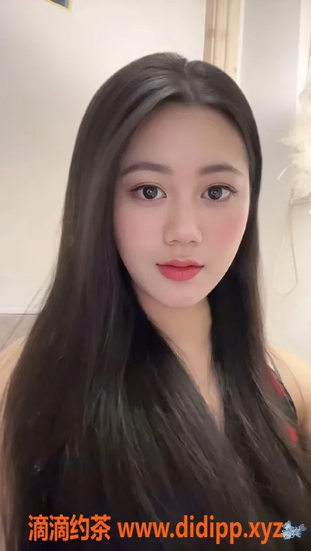 广州楼凤-禅城御姐晨晨，680元享美腿服务