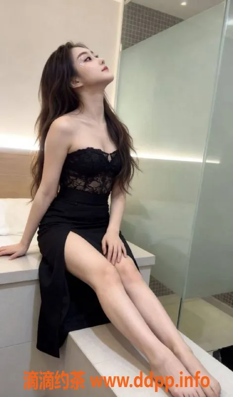 北京楼凤-重庆红豆，27岁165cm，轻熟女服务，茶费6