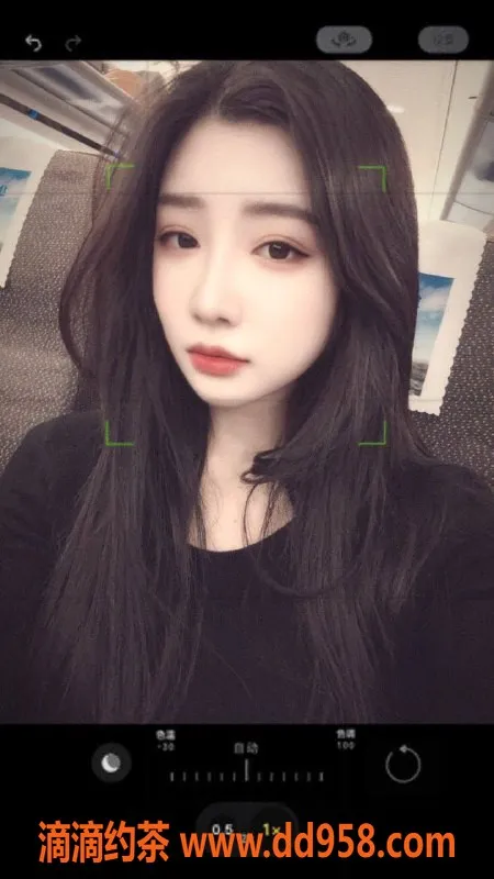 北京楼凤-朝阳芍药居25岁苏婉柠，165cm C罩杯女友系