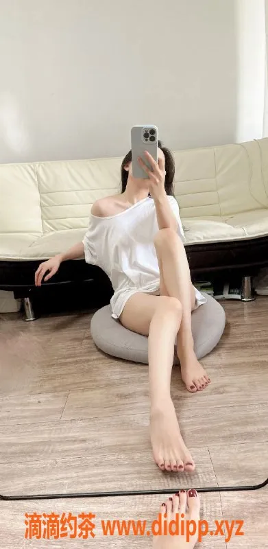 北京楼凤-朝阳开心，799元体验丝袜足交服务