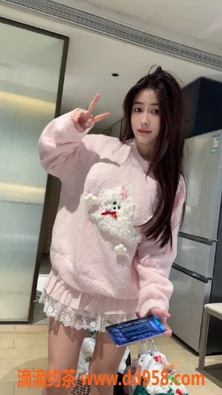 广州楼凤-天河嫩妹珂珂，800元私密服务等你来体验