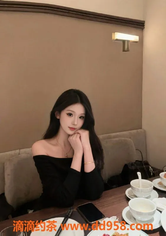 常州楼凤-常州芳芳，23岁165高96斤，C罩杯服务