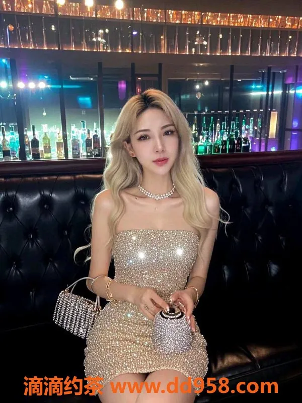 深圳楼凤-深圳宝安莎莎，700p起，诱人制服御姐