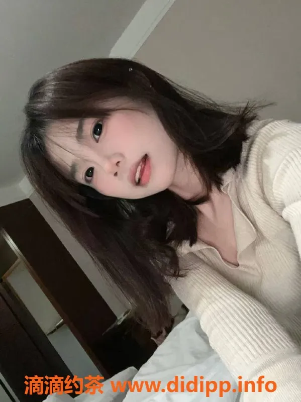 深圳楼凤-南山嫩妹布布，18岁160b44kg，800p起