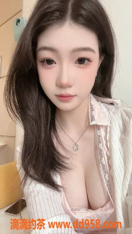 台州楼凤-台州晨乐，18岁163cm，45kg，C+胸围，600P起