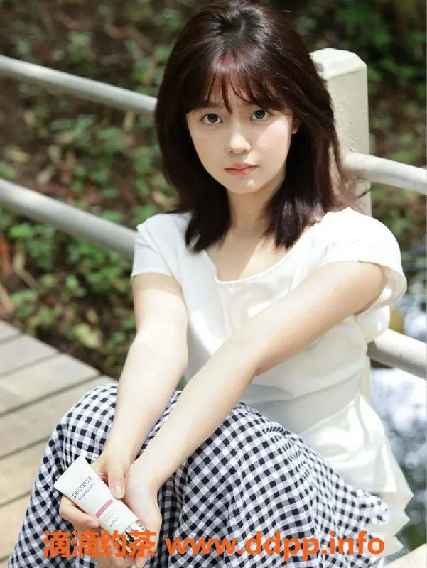 无锡楼凤-梁溪区可可，166cm甜美新生，陪浴口活