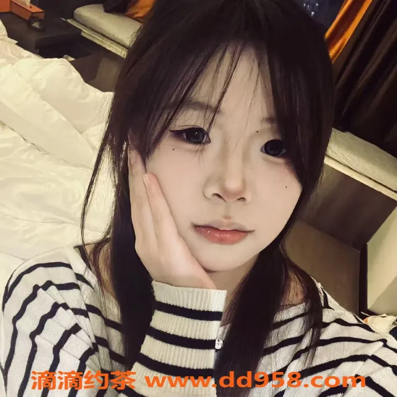 成都楼凤-锦江区小青，身材好，服务优，课时费6/10