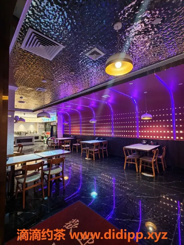 广州楼凤-番禺94水会XC汇：高颜值服务，尽享极致放松