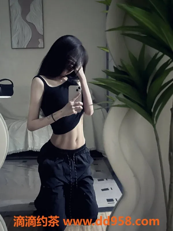 广州楼凤-海珠嫩妹夭九，999元精品服务等你来体验！