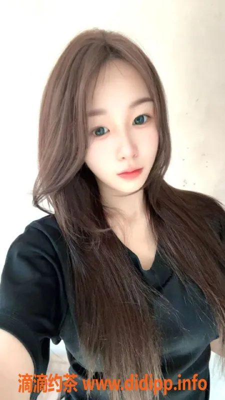 广州楼凤-越秀可乐，舌吻御姐，700起约哦！