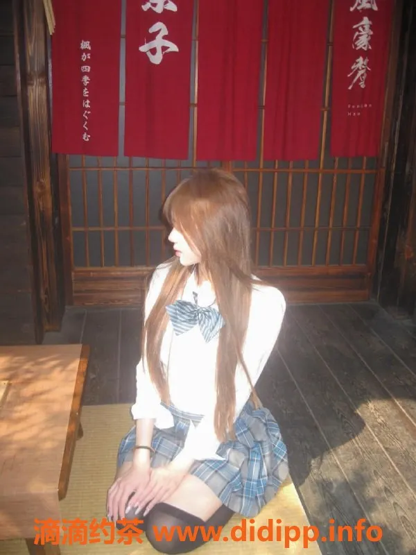 乌鲁木齐楼凤-纯欲小可爱，174cm、46kg，甜美口活服务