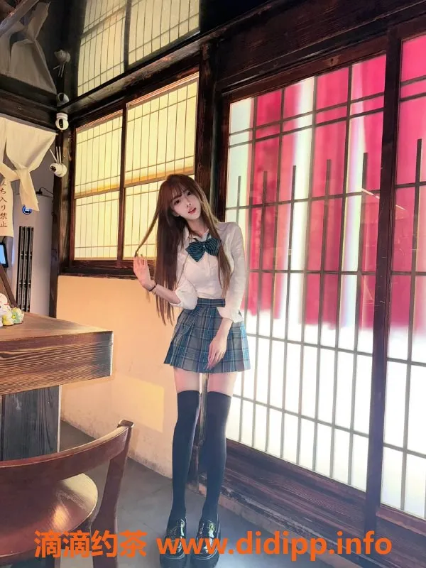 乌鲁木齐楼凤-纯欲小可爱，174cm、46kg，甜美口活服务