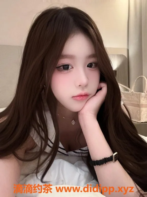 乌鲁木齐楼凤-温柔高素质美女，167身高96体重，C胸围🔥