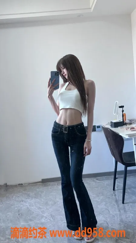 乌鲁木齐楼凤-理想女友，170cm/95斤/C杯，贴心服务！