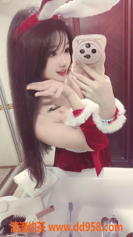 广州楼凤-天河区云曦乐，168长腿B罩杯，服务超赞