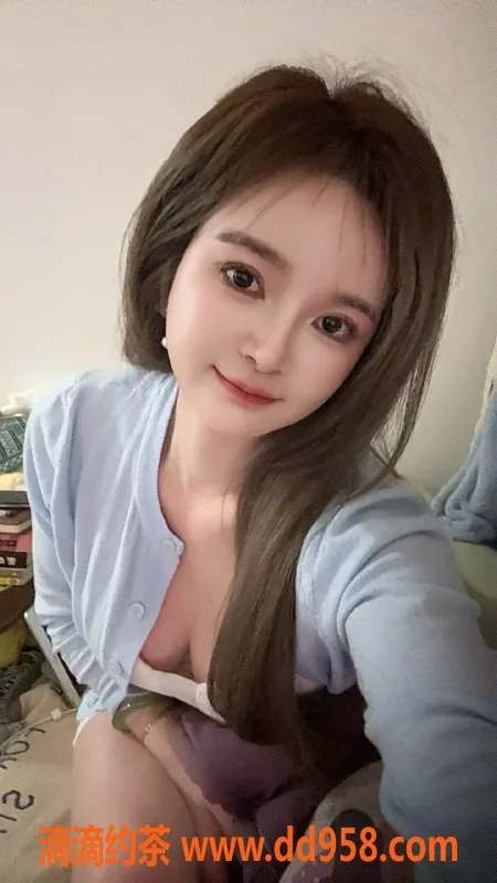 广州楼凤-海珠新人可欣，22岁 166cm 36D，优质服务等你来约！