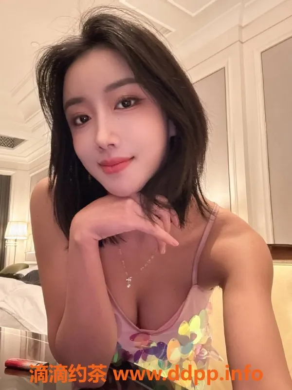 广州楼凤-周小瑶：广佛金沙洲 性感女神800起