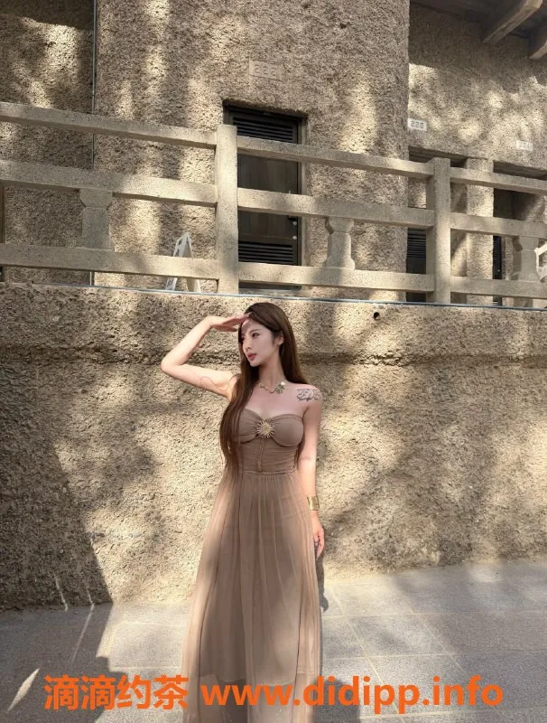 无锡楼凤-锡山区鑫鑫，165cm高颜值护士，陪浴服务