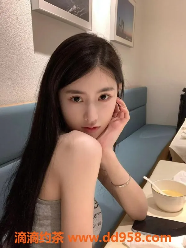 无锡楼凤-梁溪区高颜值陪浴宋琳琳，妙腿乖巧诱惑