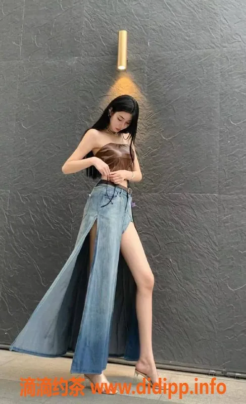 广州楼凤-广州天河糖糖，身材超赞，1千1起步