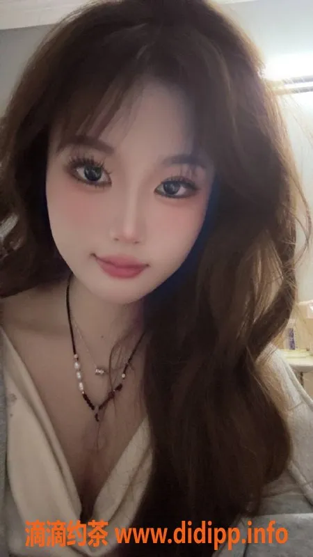 广州楼凤-广州番禺雅雅，600元诱惑等你体验