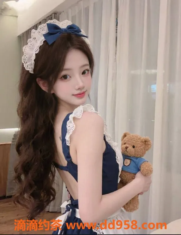 深圳楼凤-福田彤彤，20岁168cm，49kg嫩妹，1288起