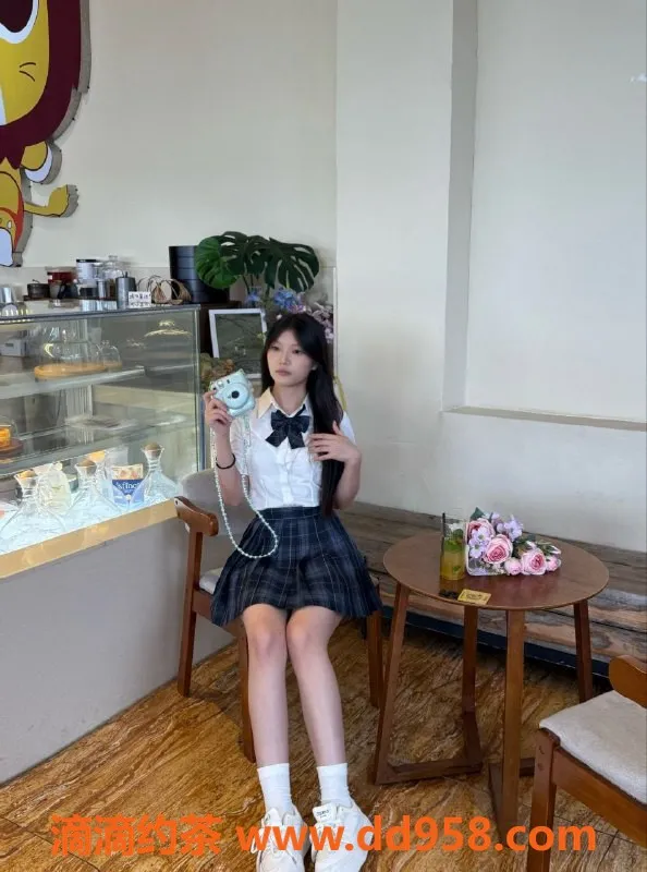 中山楼凤资源信息,石岐小琪，18岁B罩杯，服务好评100%