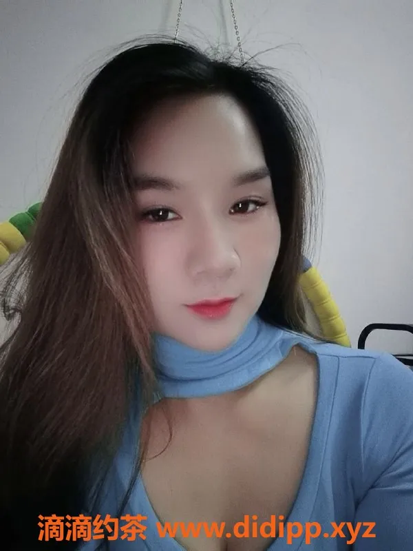 广州楼凤-白云静静，400p水费，莞式服务等你体验