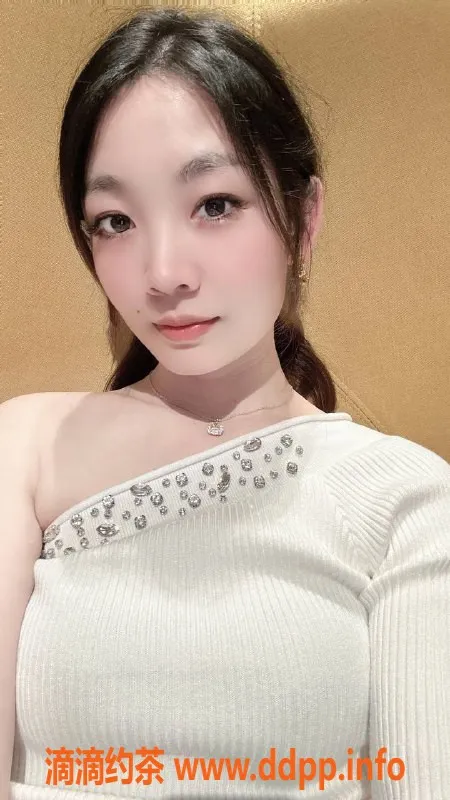 深圳楼凤资源信息,龙华诺诺，1200元超值嫩妹服务！