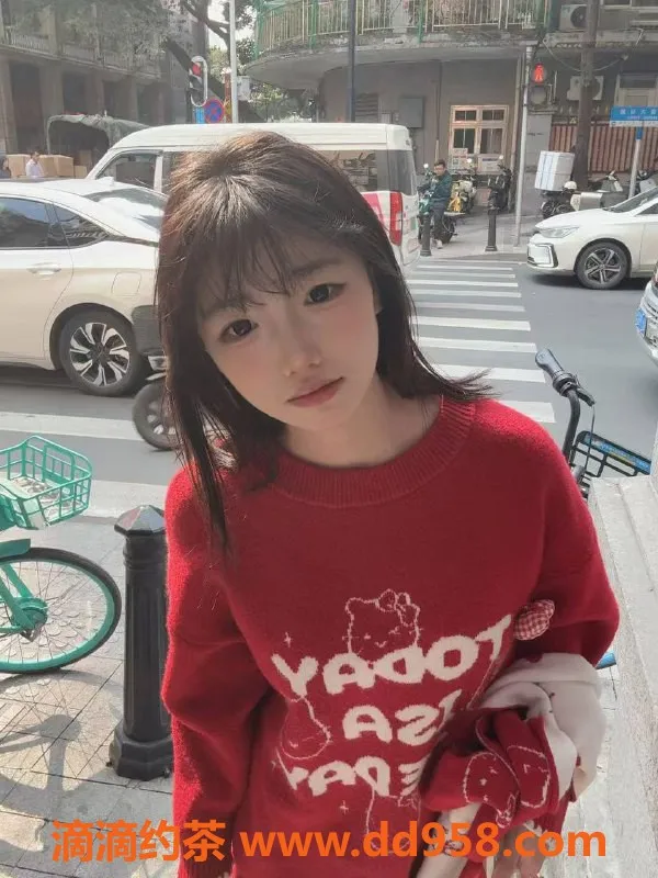 广州楼凤-果果 越秀嫩妹 600p水费 真实舌吻体验