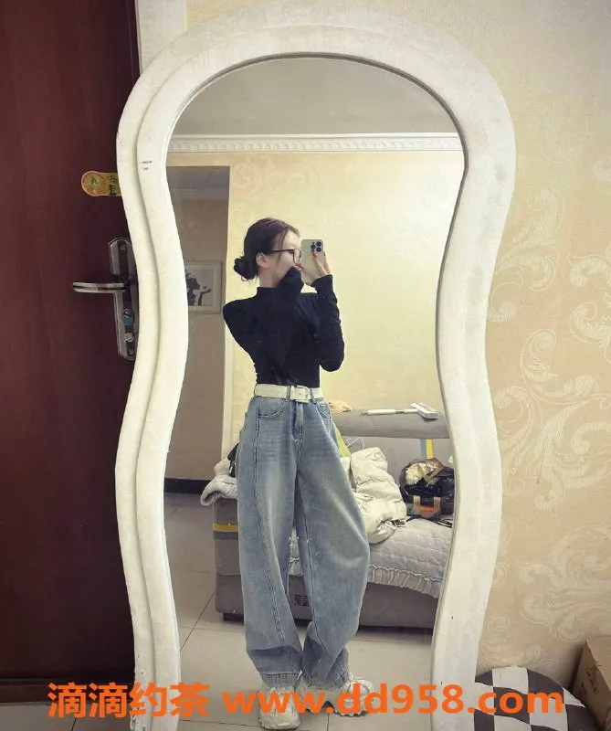 北京楼凤-朝阳洋洋，166cm身高，93斤可外出，茶费1K