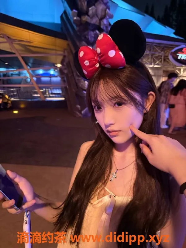 东莞楼凤-大朗小8，400元起，双向服务等你来体验！