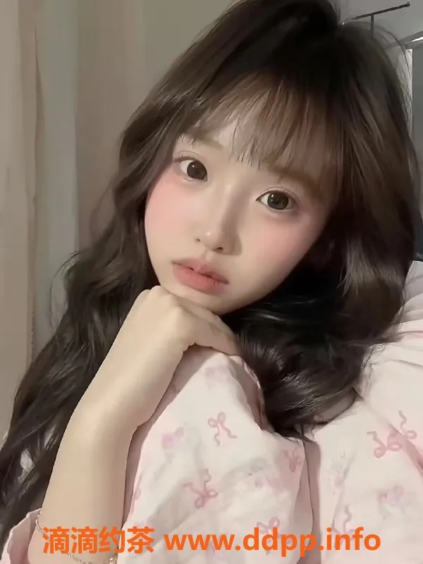 无锡楼凤-锡山高颜值佩佩，164cm，51kg，优质服务