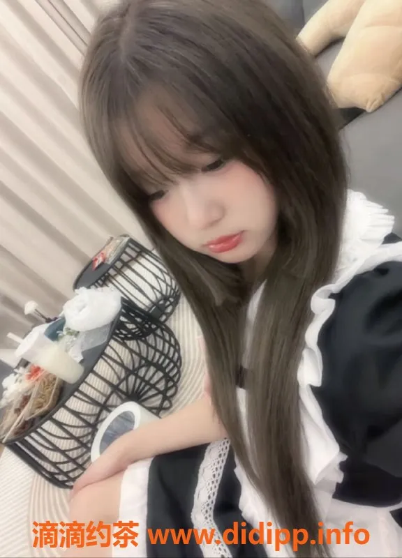 无锡楼凤-梁溪新鲜学妹 170大长腿 天然D